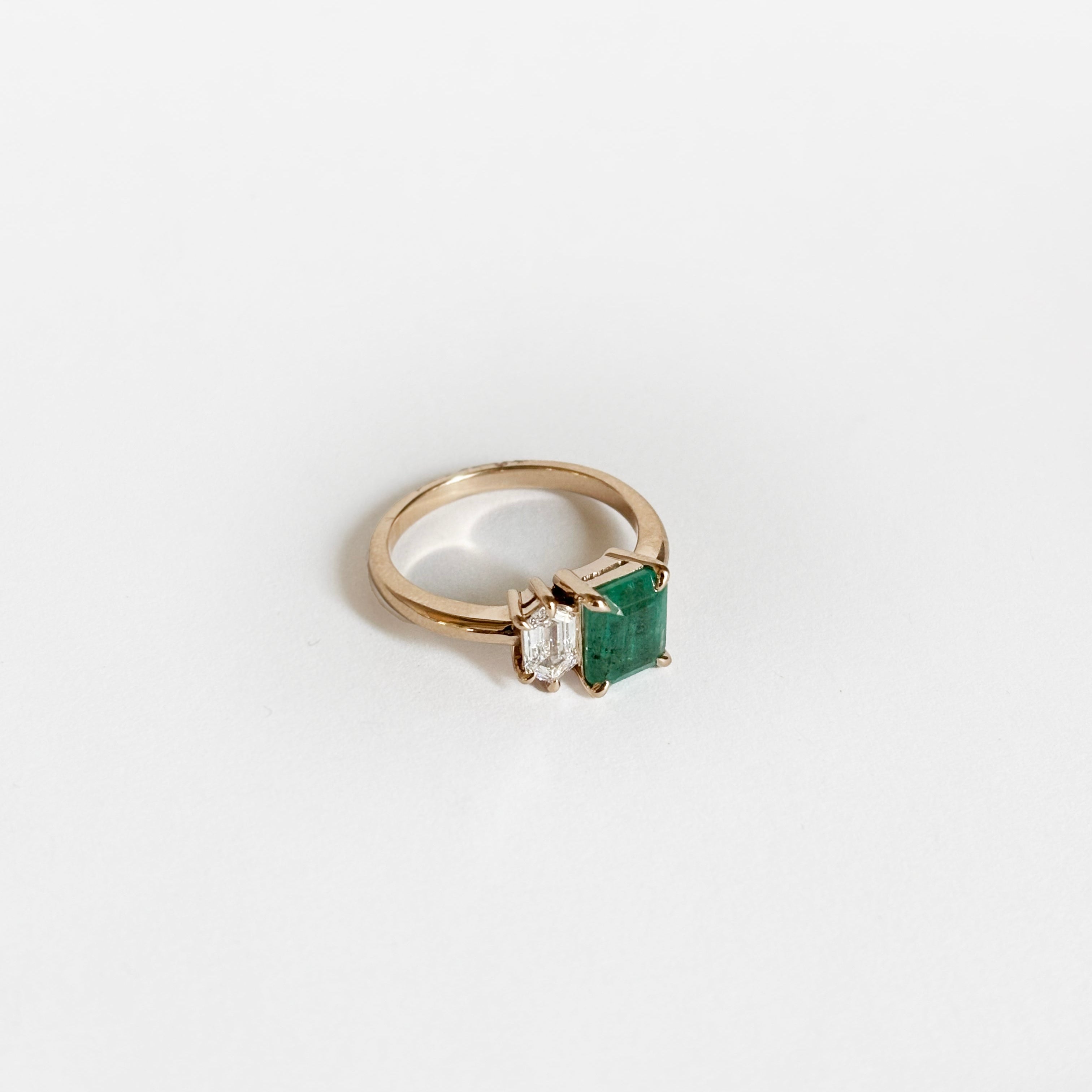 14k Yellow Gold Ring with Emerald and Hexagonal Diamond