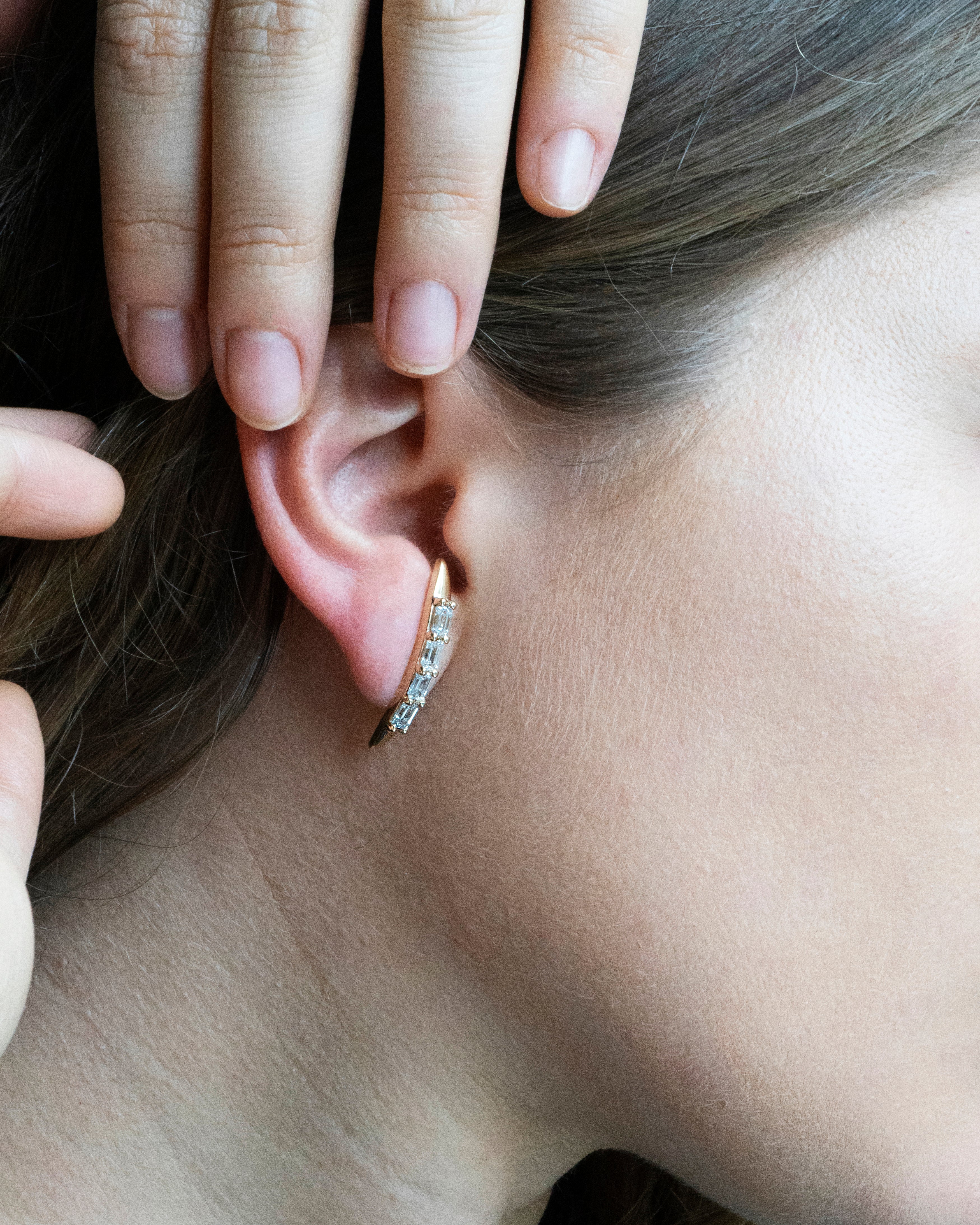 Edge Ear Climber