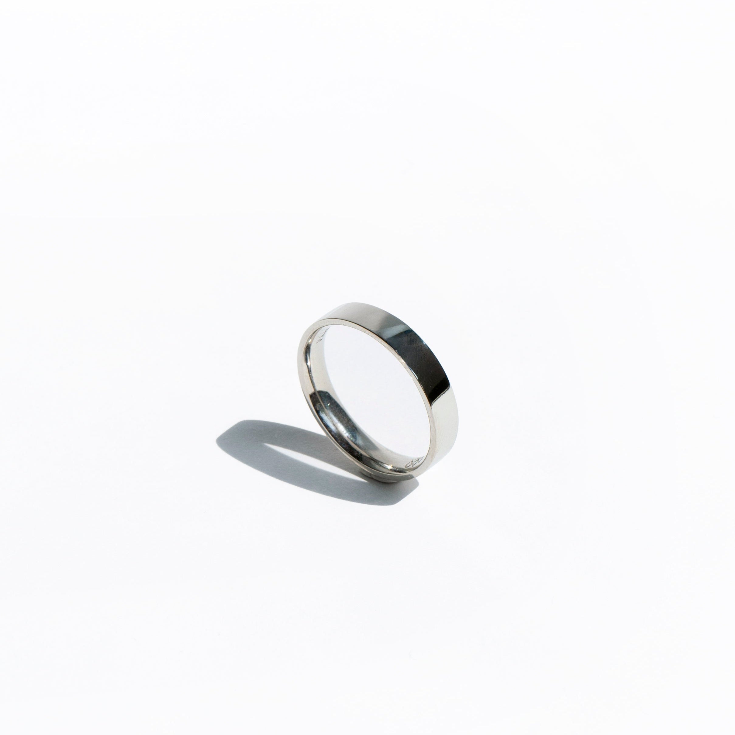 White gold flat comfort-fit wedding band with high-polish finish