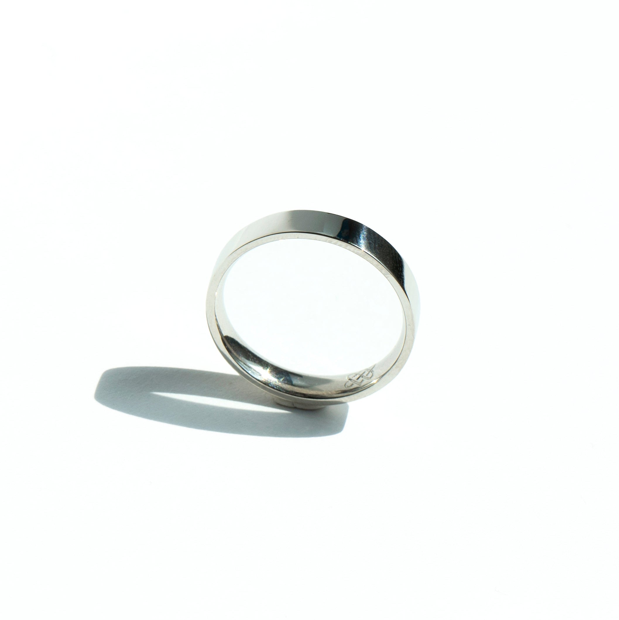 White gold flat comfort-fit wedding band with high-polish finish