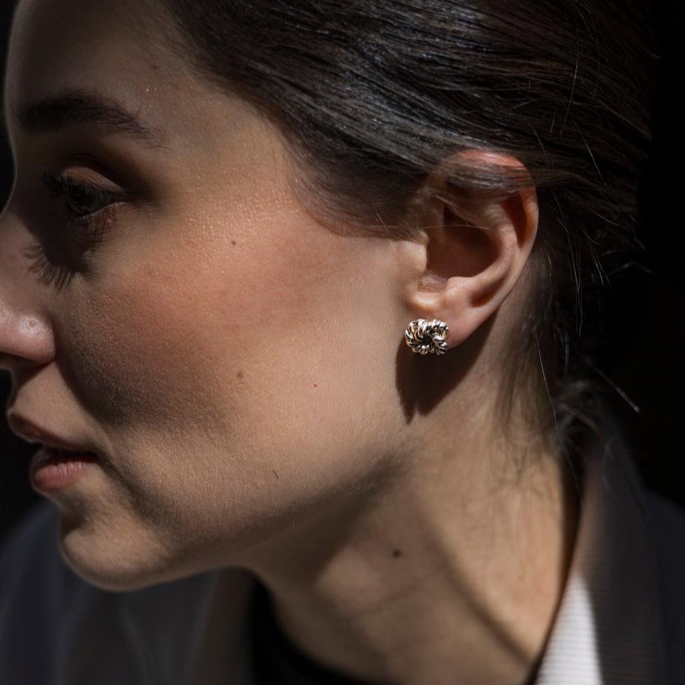 Aretes Knot Plata