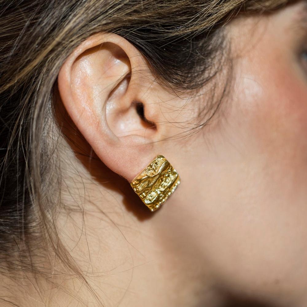 Aretes Textured