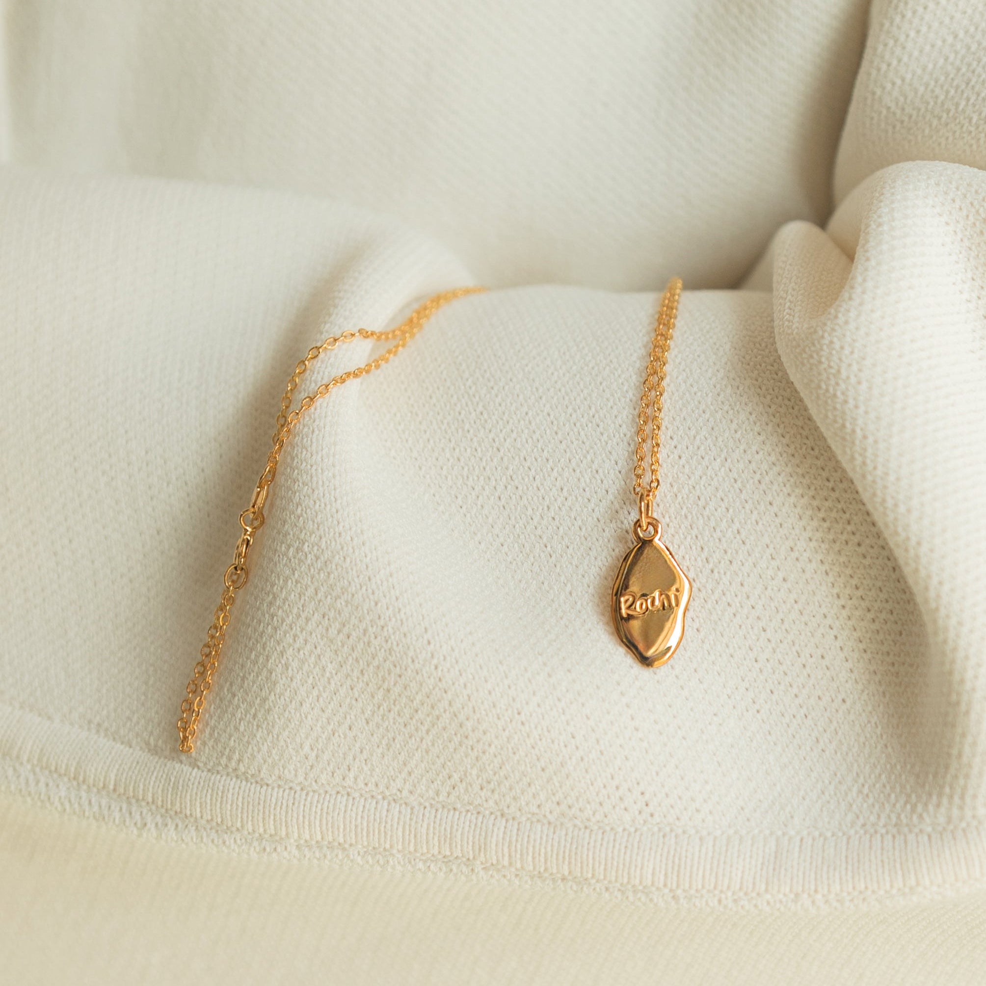 The Reflection Pendant