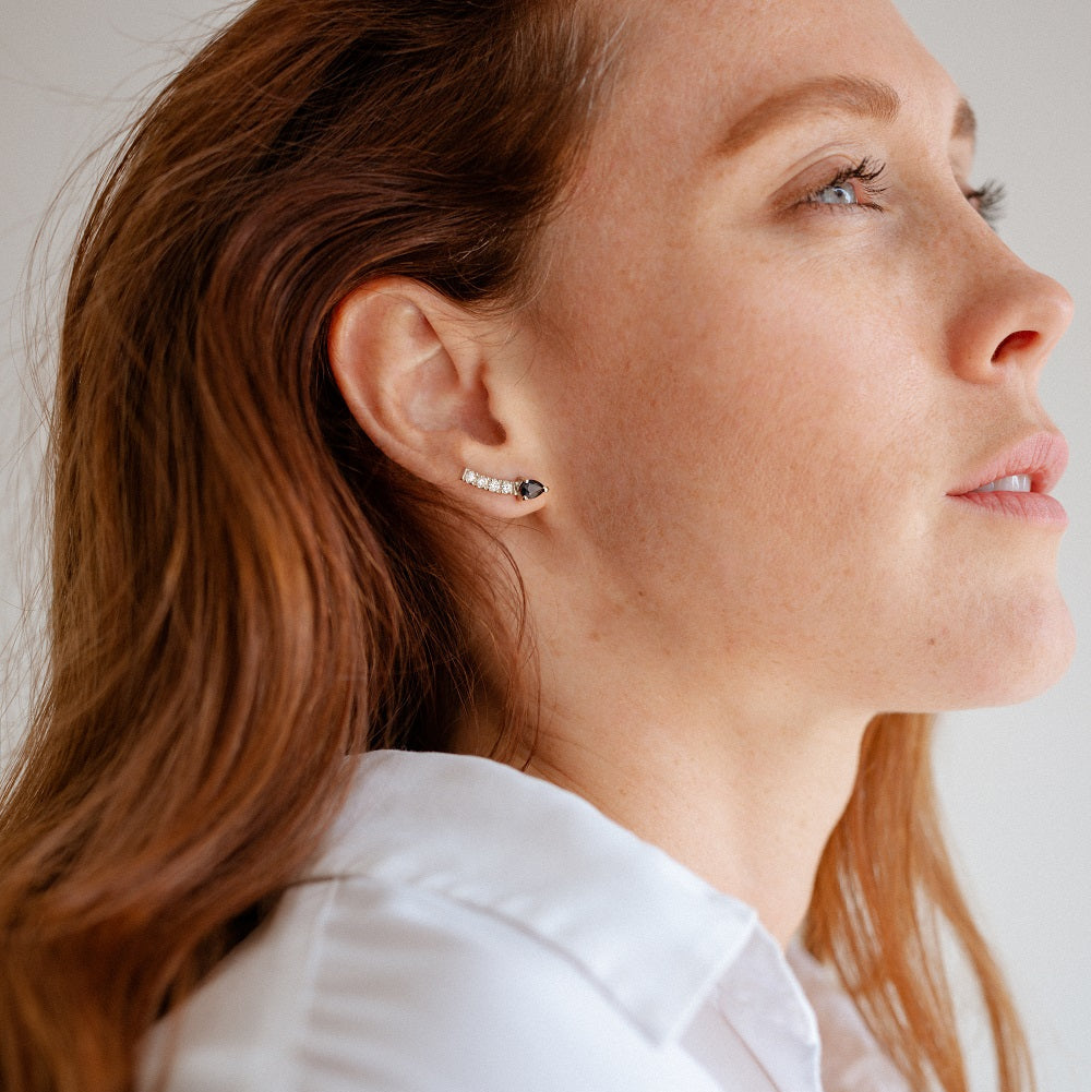 Diamond and sapphire ear climber