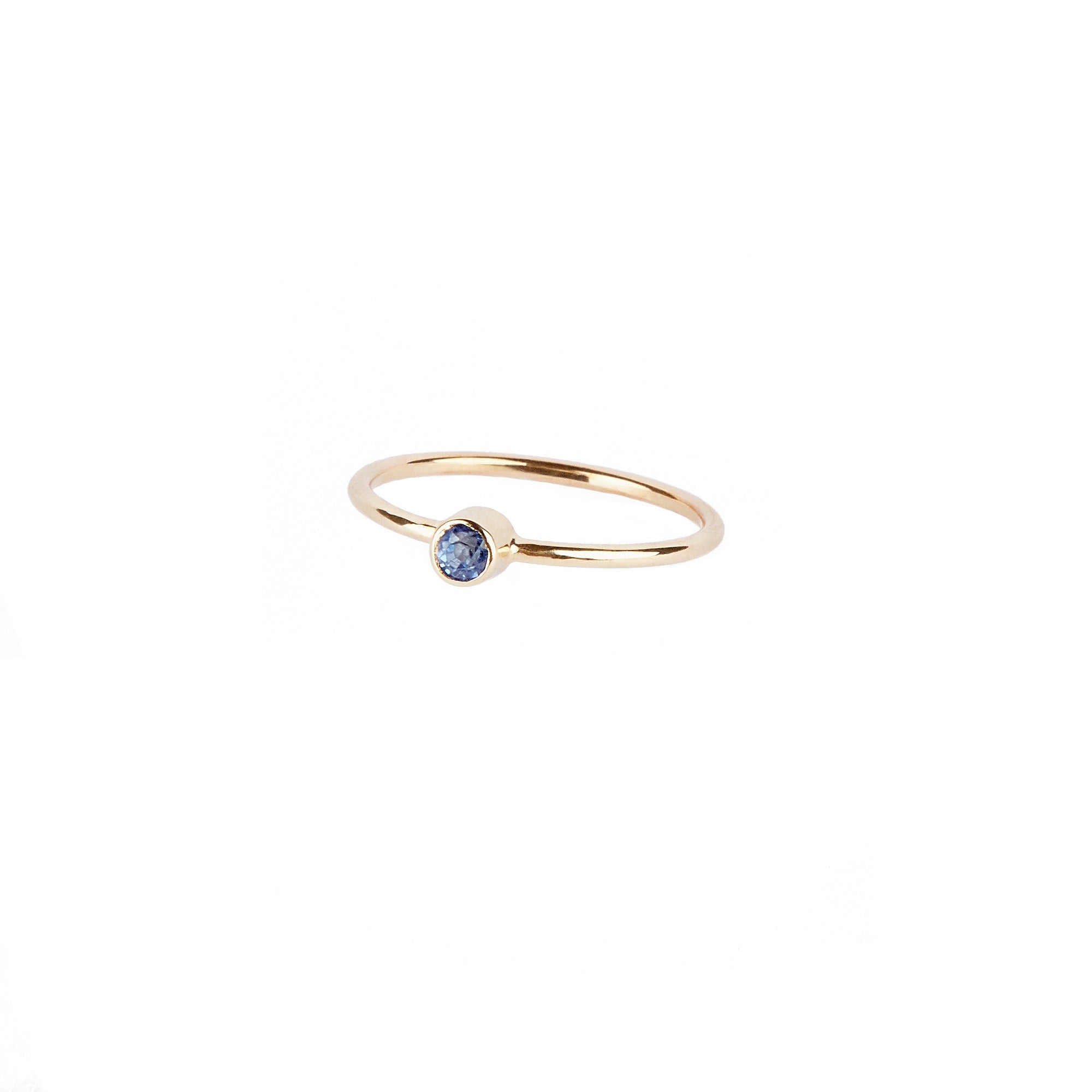 14k Yellow Gold Blue Round Sapphire Ring