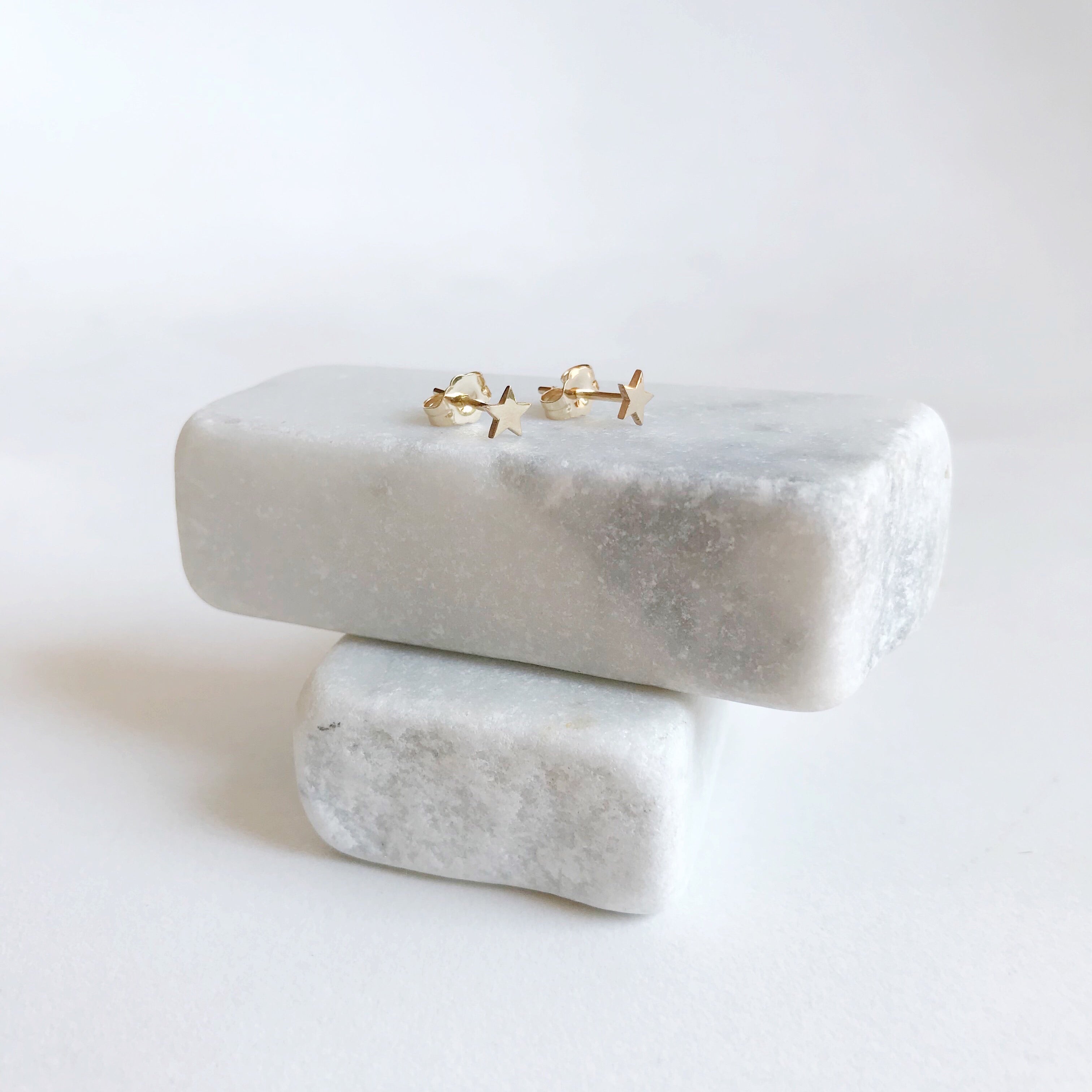 Aretes de Estrella de oro de 14k